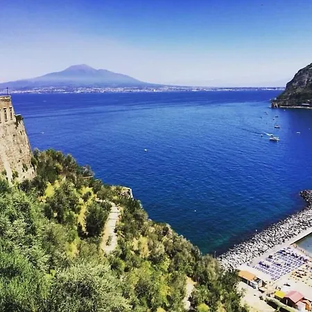 Donedua Guest house 4*