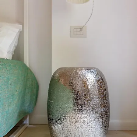 Donedua ヴィーコ・エクエンセ